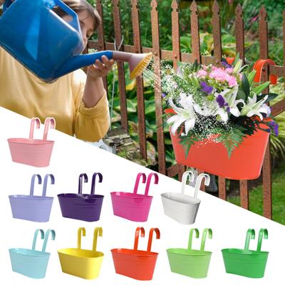Metal Hanging Planter Window Flower Plant Holder with Drain Holes Removable Dual Hooks Flower Pot for Balcony Railing Fence