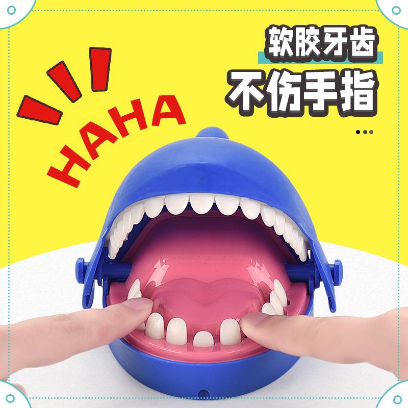 Children'S Whole Cup Decompression Toys, Creative Hand Biting Electric Finger Shark Crocodile Dog, Street Stall Toys