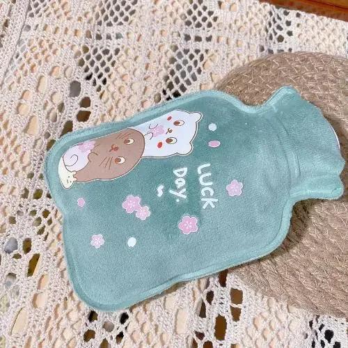 

1Pc Lovely Cartoon Hand Po Warm Water Bottle Mini Hot Water Bottles Portable Hand Warmer Girls Pocket Hand Feet Hot Water Bags