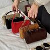 Damen Wildleder Kissen Tasche Klein Umhängetasche Schultertasche Tägliches Pendeln Lässig Schick Urbaner Stil