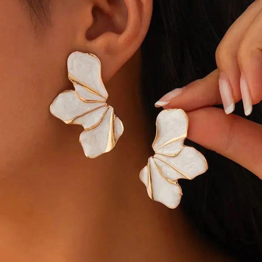 KunJoe Elegant White Half Flower Stud Earrings for Women Luxury Dripping Oil Petals Piercing Earrings Wedding Party Jewelry