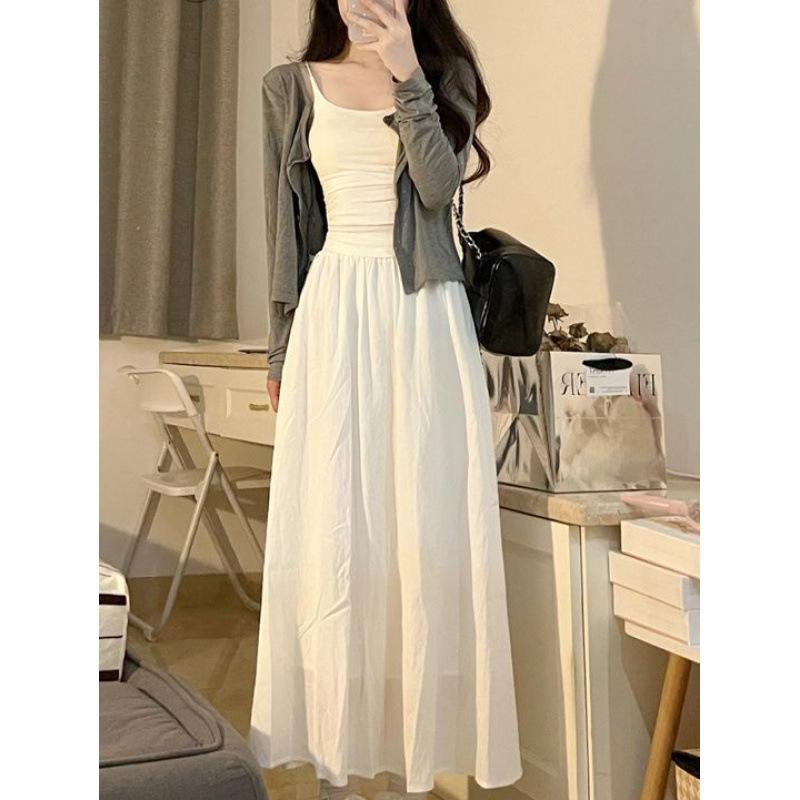 2025 Early Autumn Women's Three-Piece Set: Cardigan, Camisole, and Slimming Skirt
