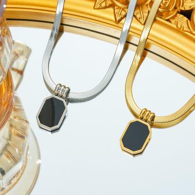 Hot Selling Necklace Black Square New Niche Collarbone Chain