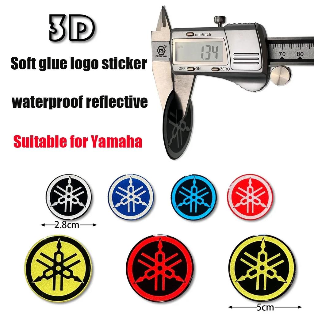 Motorrad Aufkleber für Yamaha 3D Logo Reflektierend Geeignet für Xunying Qiaoge I125 Modifiziertes Rennauto Weicher Klebstoff Dekor