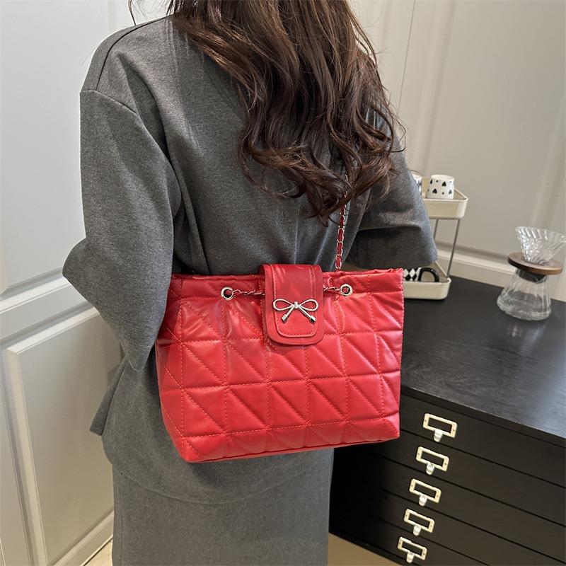 New Large-capacity Beautiful Tote Bag Spring and Summer Popular Fashion Versatile Shoulder Underarm Bag Handbag