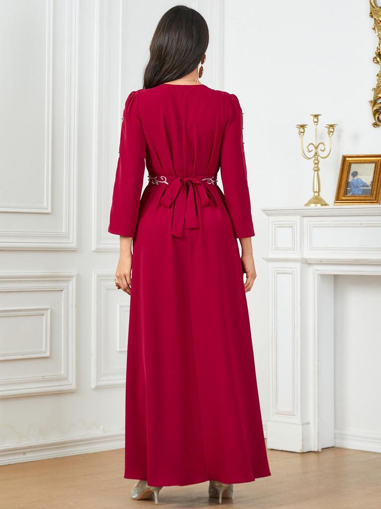 Dámské dlouhé šaty s výstřihem do V, s výšivkou a korálky - Elegantní muslimský róba