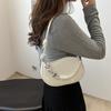 New fashion shoulder bag, personalized and beautiful portable casual small square bag, women's trend simple messenger bag