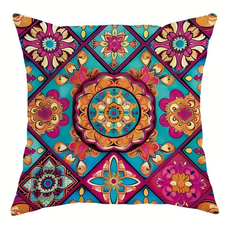 Mandala Flower Pattern Pillow Covers – Bohemian Vintage Design Soft Plush Cushion – For Sofa Living Room Bedroom Home Decor
