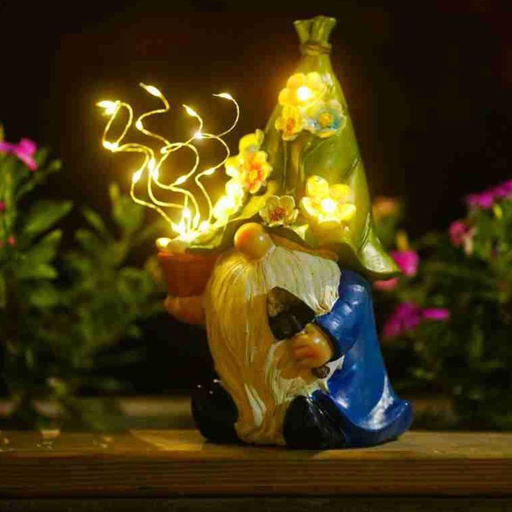 Funny Gnome Sculpture with Solar LED String Light Resin Crafts Garden Decor Resin Gnome Figurine Gifts for Housewarming Festival
