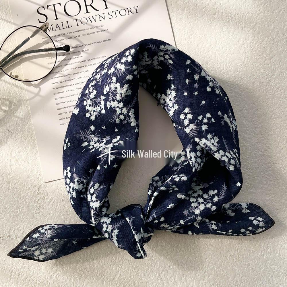Korean Style Retro Floral Cotton-Linen Scarf: Exquisite Autumn/Winter Silk Square for Women