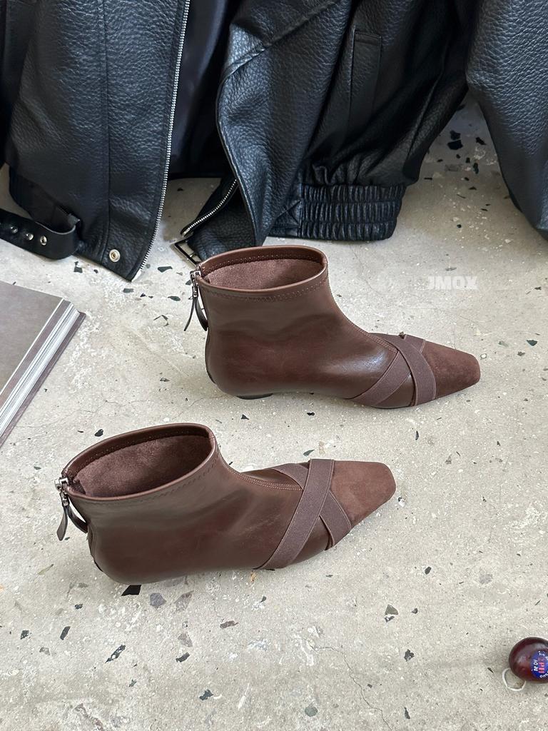 Flat short boots women's low heels 2025 autumn and winter new boots square head women's boots short boots niche thin boots Martin boots