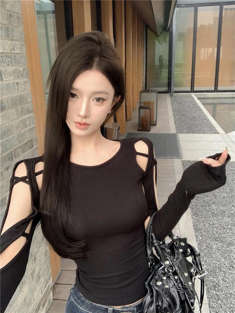 Black Women's Slim Fit Bodycon T-Shirt - Sexy Hollow Design for Spring/Summer 2025