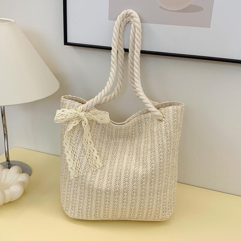 Trendy Straw Bag Women's 2025 New Handbag Casual with Holiday Beach Bag Women's Shoulder Oblique Span Bag