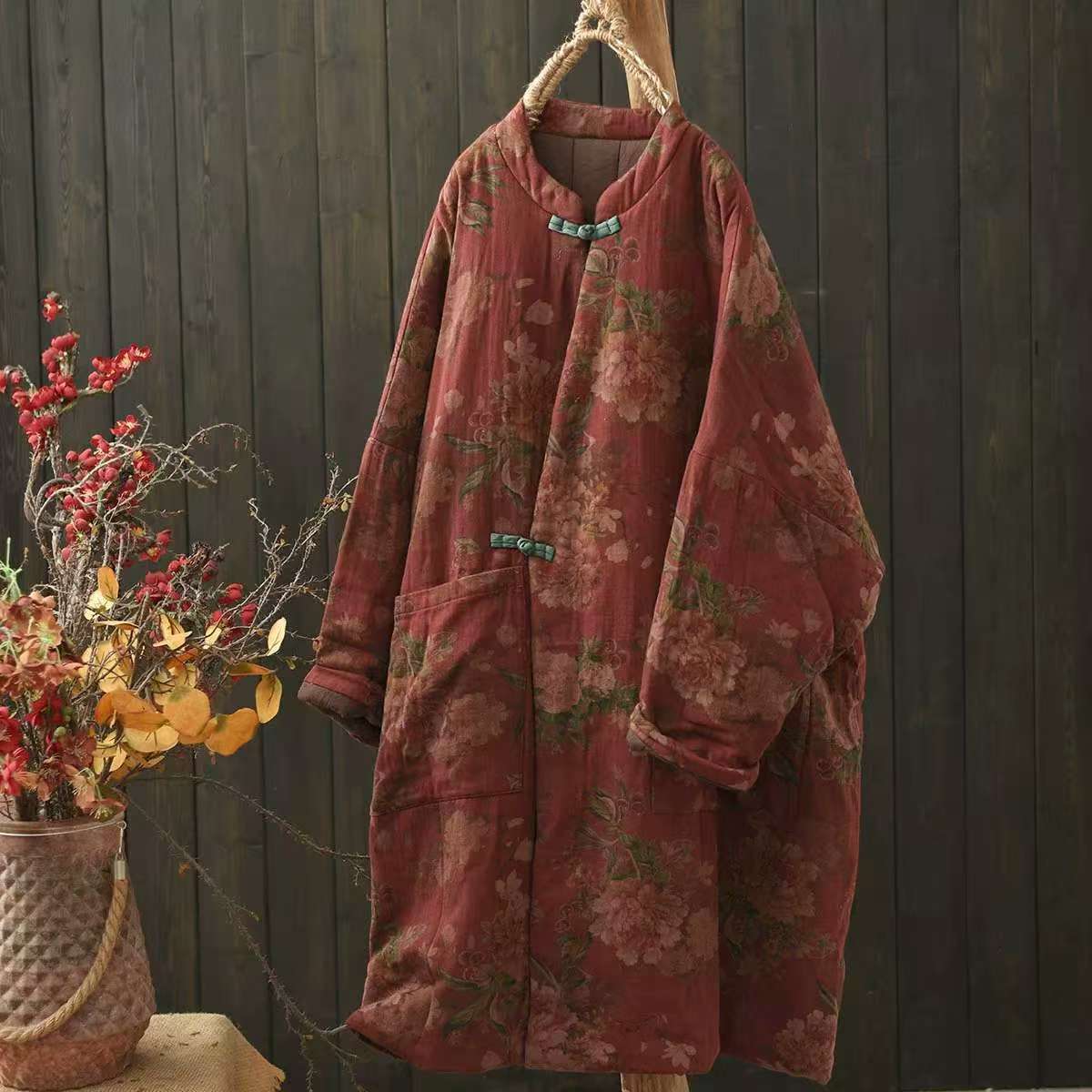 

Johnature Женское Зимнее Винтажное Китайское Стильное Принт Длинные Рукава Модные Свободные Однобортные Пальто One Size красный