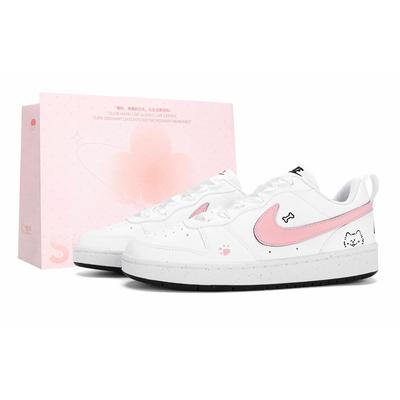 Încălțăminte pentru femei – Adidaşi