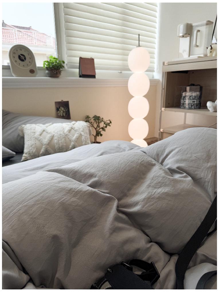 Skin-Friendly Washed Cotton Minimalist Bedding Set - Solid Color, 4 Pieces, Perfect for Dorms