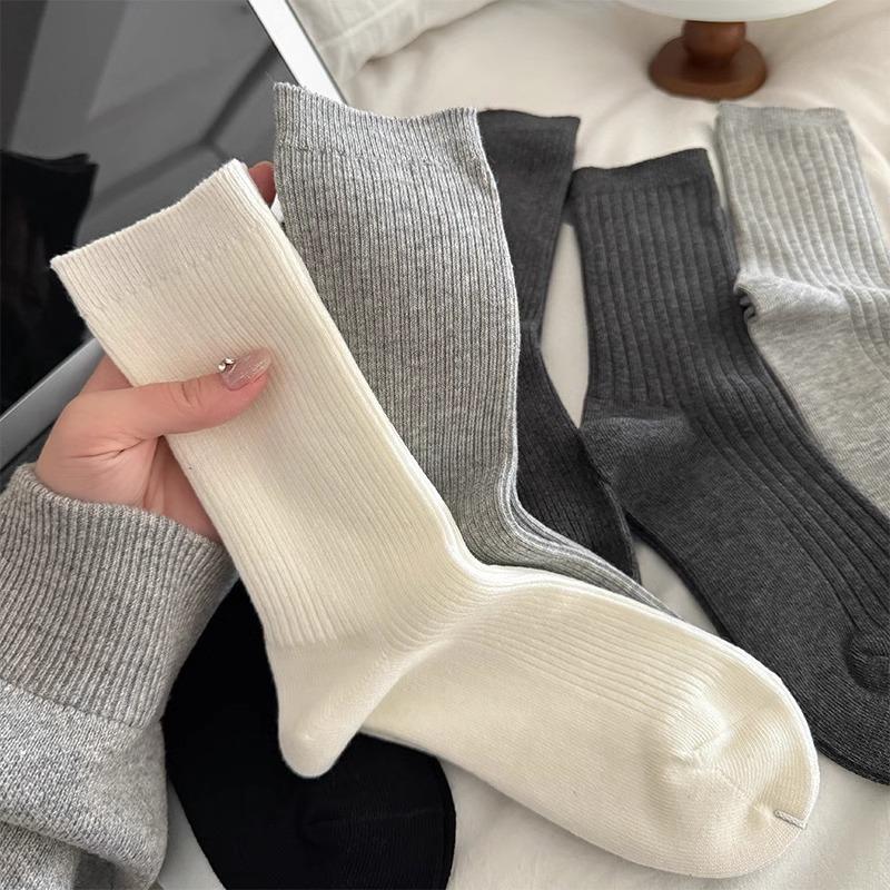 Pure And Versatile ~ White Socks Cotton Thin Piled Socks Are Sweet And Simple, Solid Color Style Casual High-Top