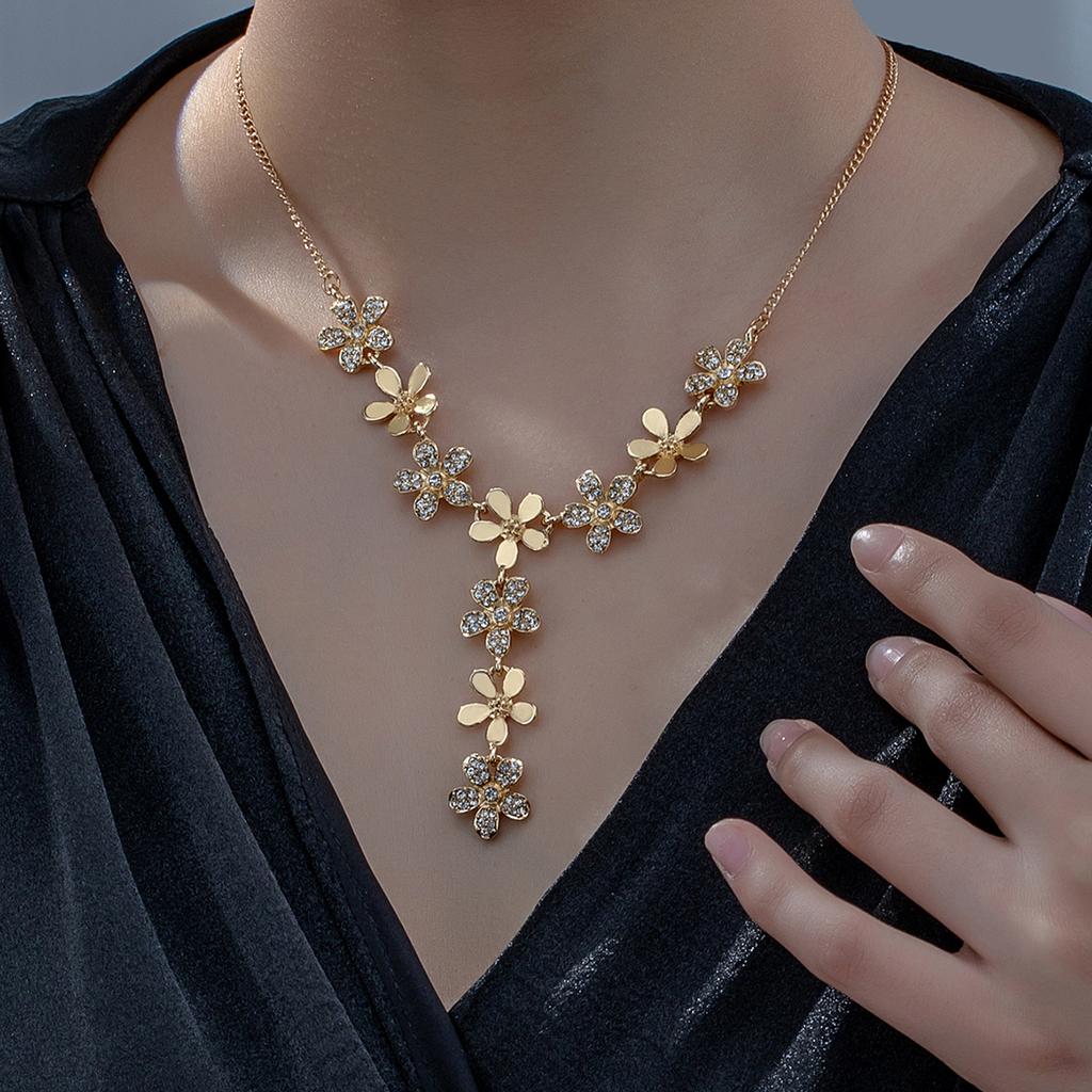 Spring And Summer 18K Full Diamond Flower Temperament Stacked Double Row Necklace Women'S Fashion Jewelry