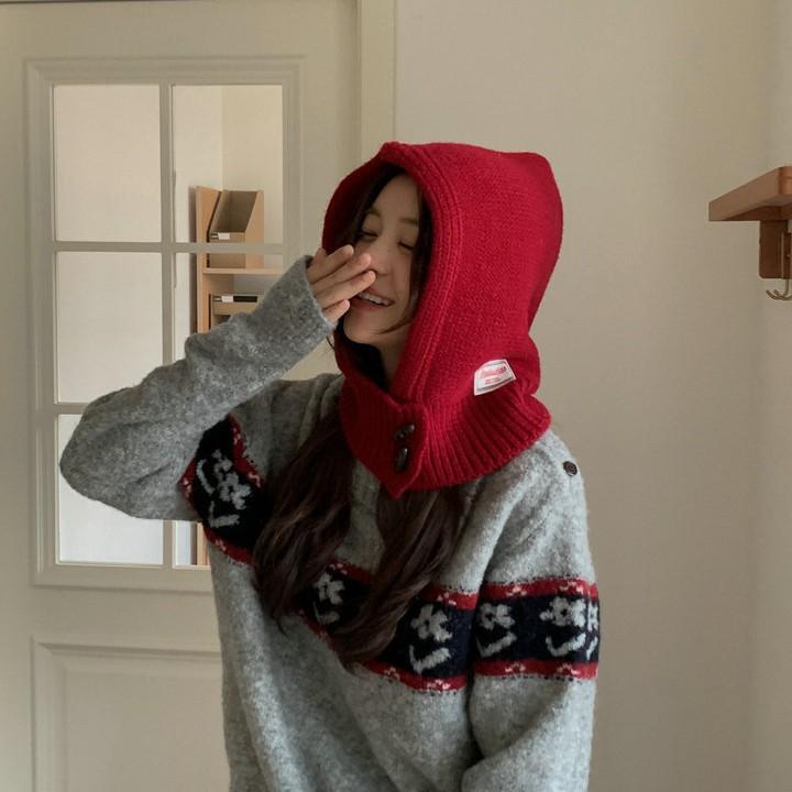Autumn and winter new horn buckle balaclava hat women's warm ear protection knitted wool hat pullover hat cold hat
