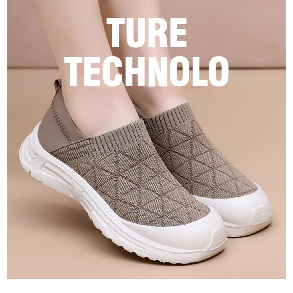 Women's Versatile Spring New Fly Woven Breathable Casual Shoes with Soft Soles That Are Not Tiring for The Feet