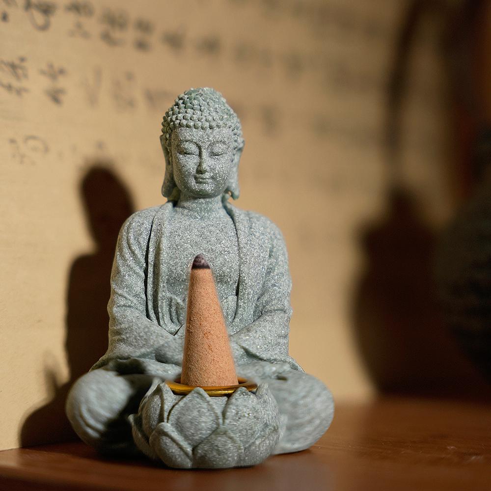 Household aromatherapy decorations new Chinese new ornaments living room Zen tea desktop crafts small sitting Buddha sculpture