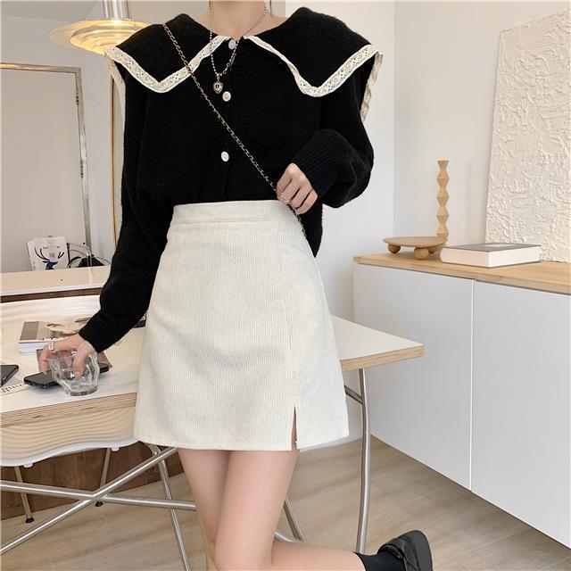 2022 Autumn/Winter Women's High-Waist Retro Corduroy A-Line Skirts: Anti-Exposure, Slim Fit, and Split Design