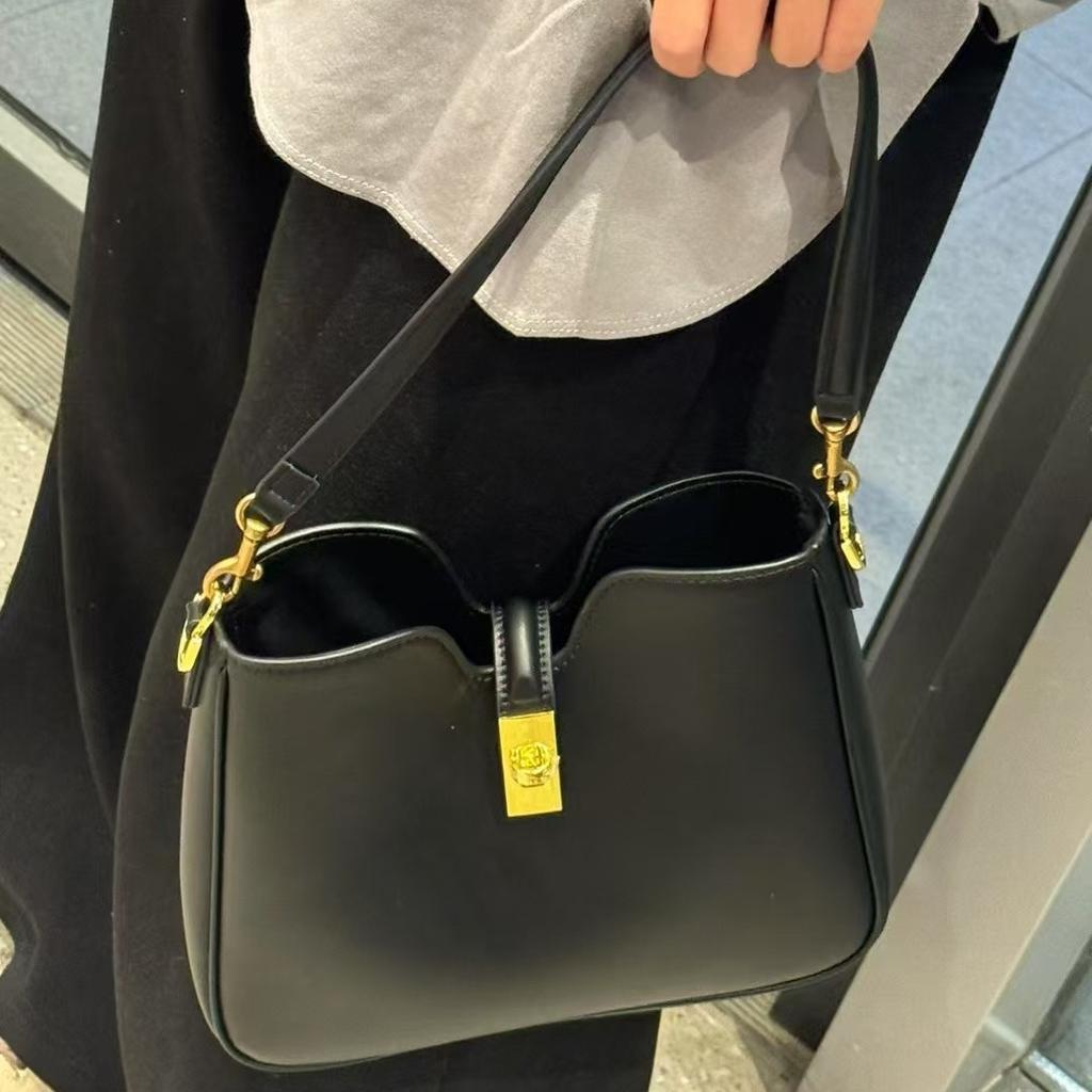 Early spring new bag leather women's shoulder armpit bag commuter large capacity bag