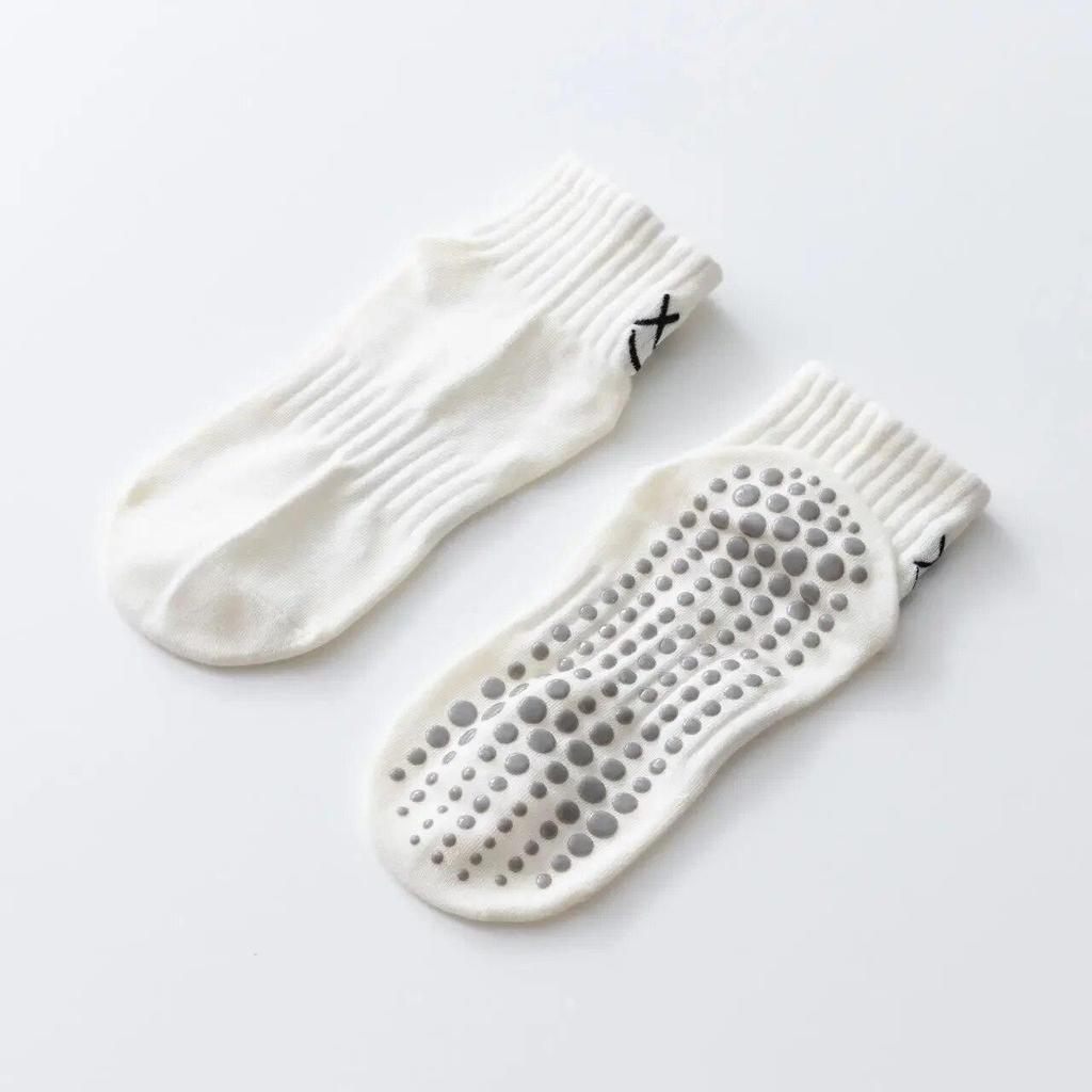 Neue feste Farbe, einfache, rutschfeste, atmungsaktive Yogasocken, Pilatessocken für Damen, Indoor-Tanz, Fitness, Gymnastik, Training, Sport-Socken
