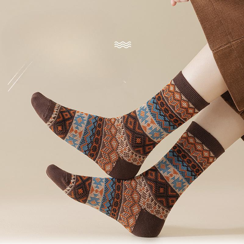 Ethnic-style Socks for Women In Spring and Autumn, Retro Mid-top, Winter Warm and Casual Cotton Socks That Make You Look Slimmer
