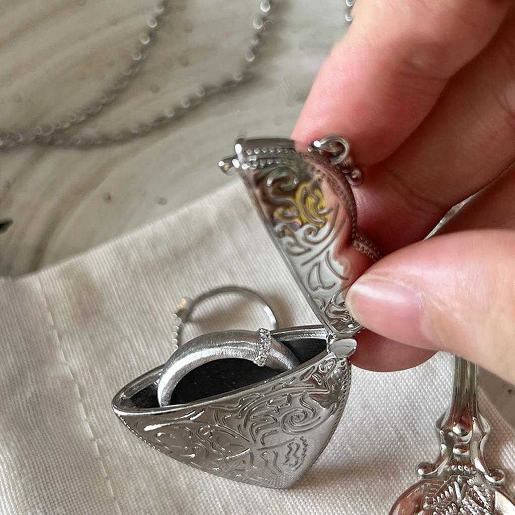 Lange Kette Herz Umhängetasche Halskette Einzigartige Geprägte Blumen Halskette Verstellbare Länge Bankett Choker Schmucka