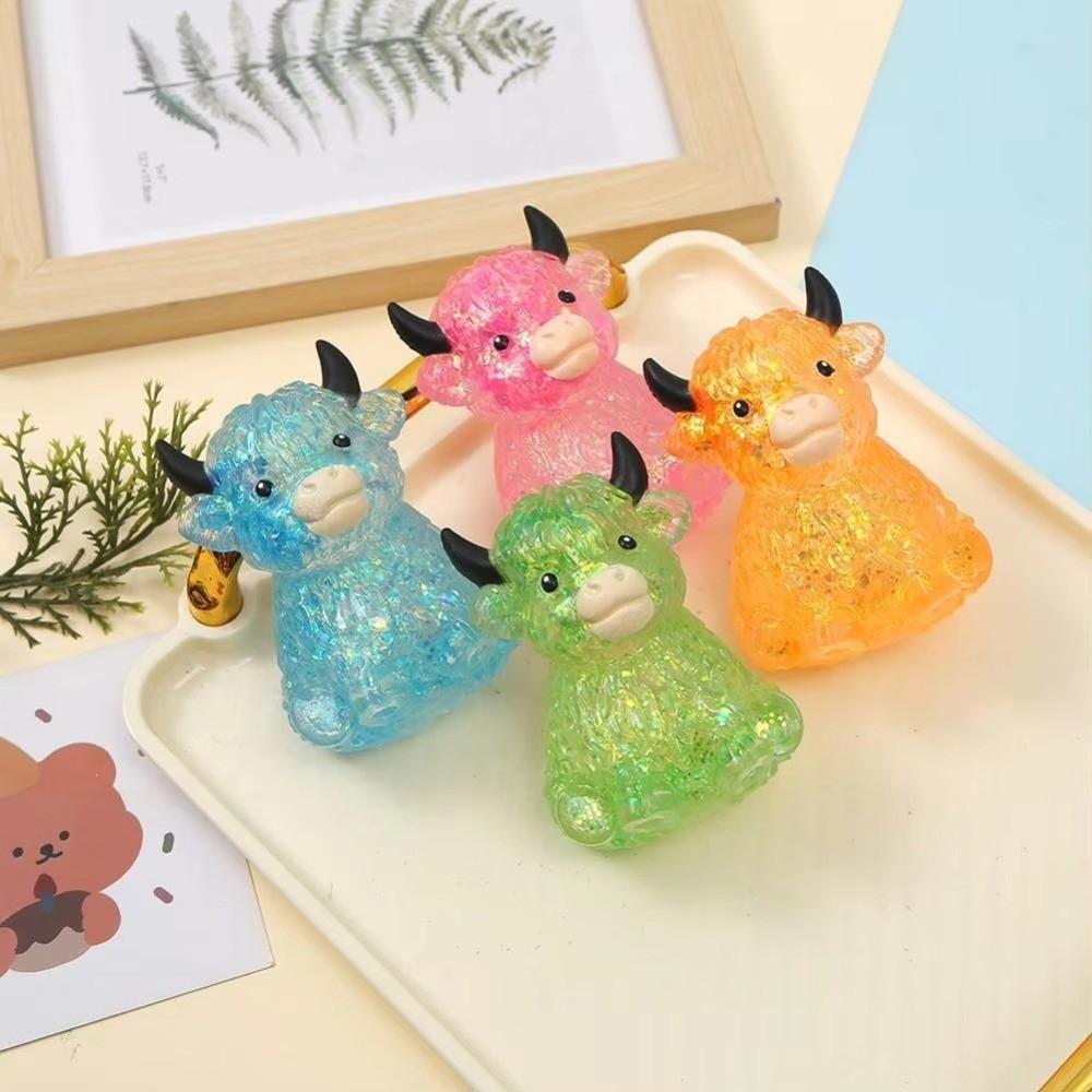 Bunte Cartoon-Kuh Quetschspielzeug Weicher Goldfisch Fidget Spielzeug Goldfisch Squishy Spielzeug Angstlinderung