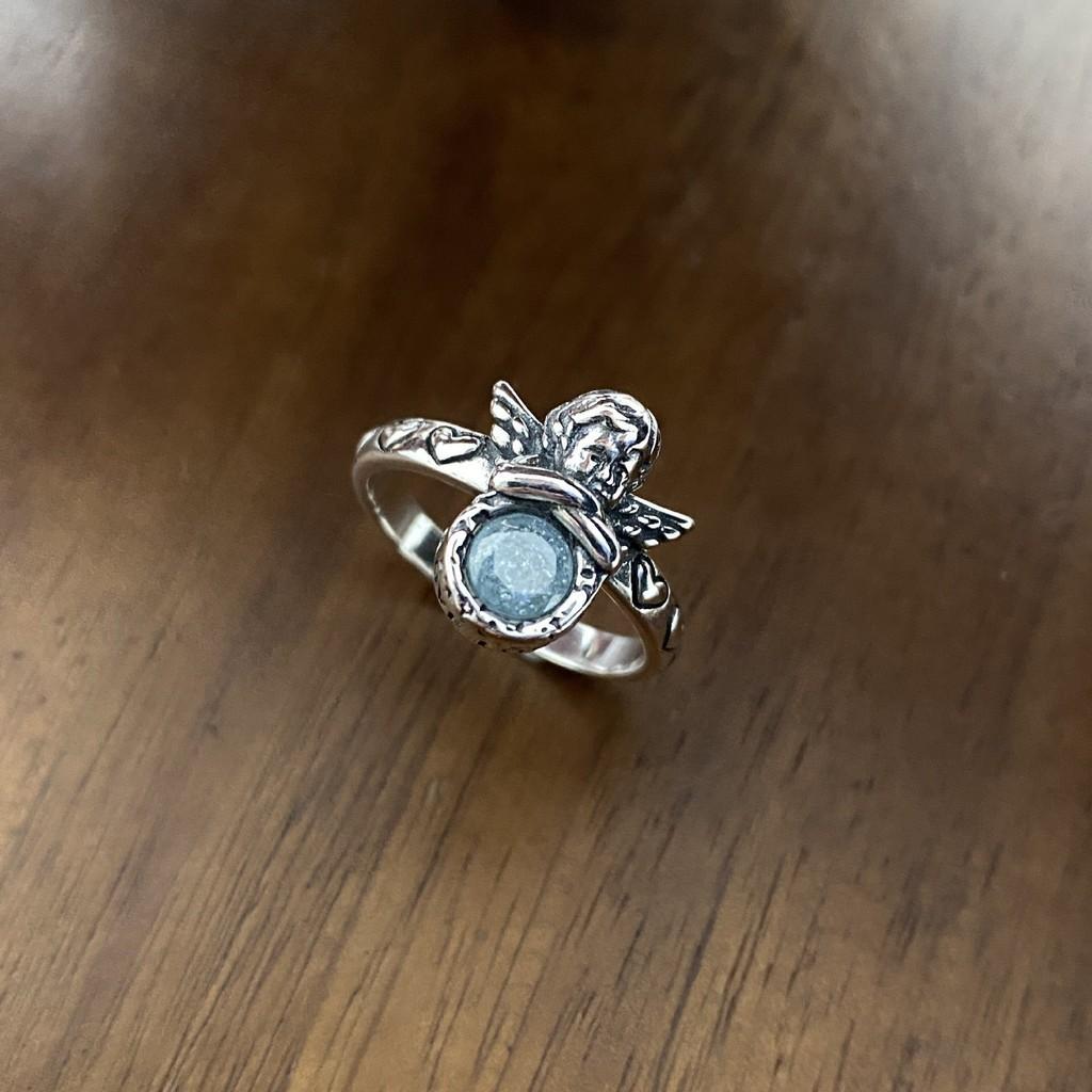 

Luxurious S925 Silver Angel Zircon Ring For Women Vintage Style Unique Geometric Design