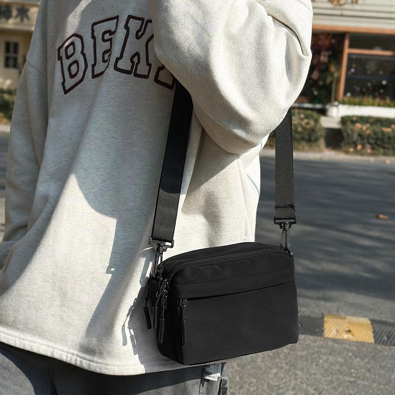 Bag Women's Niche Design Large Capacity Shoulder Messenger Women's Bag New Japanese and Korean Simple and Lightweight Casual Small Square Bag