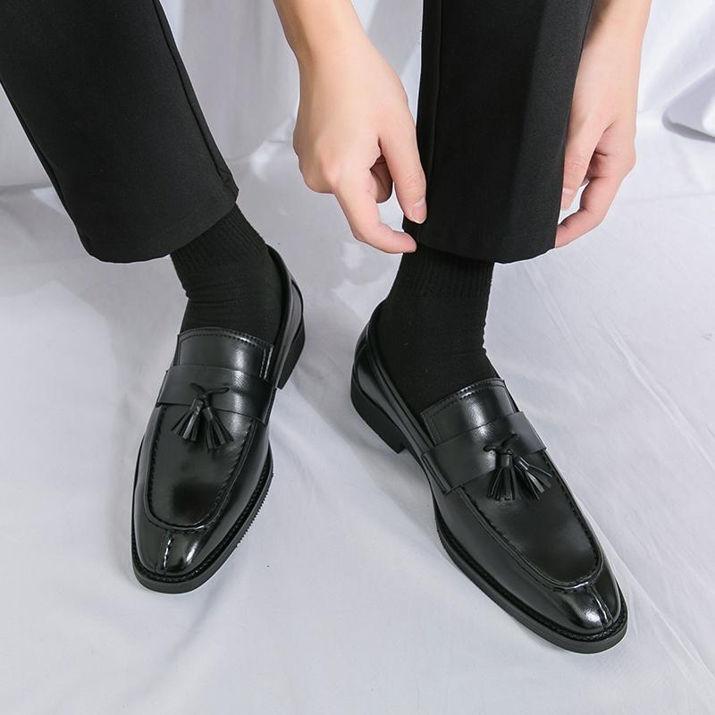 Brand Leather Shoes Business Formal Pointed Toe Slip-On Tassel Loafers Shoes British Style Casual Breathable Mens Leather Shoes