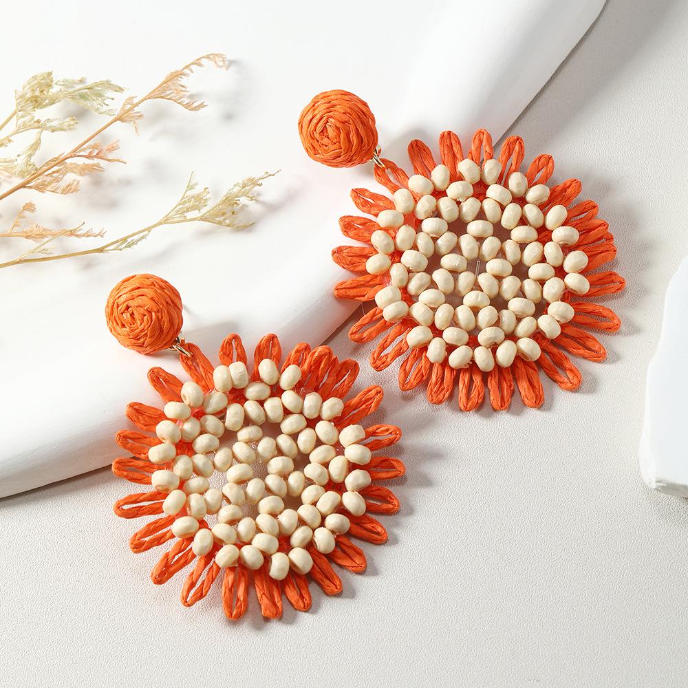 Raffia Sunflower Earrings: Simple, Literary, Generously Woven Simulation Studs.