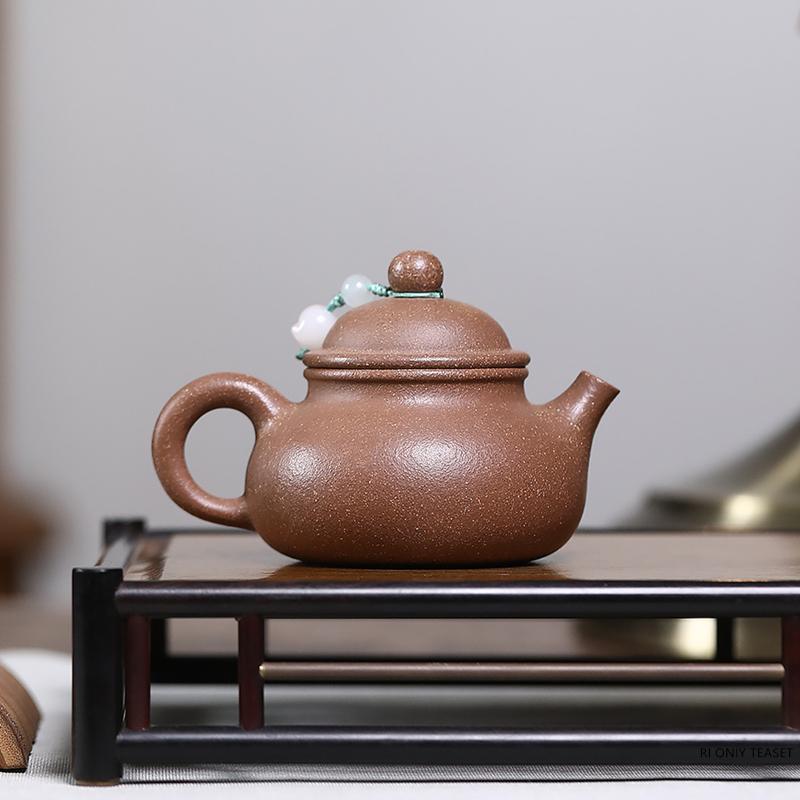 140ml Chinese Yixing Purple Clay Teapots Cute Cat Pattern Famous Handmade Zisha Tea Pot Beauty Tea Infuser Kettle Tea Set