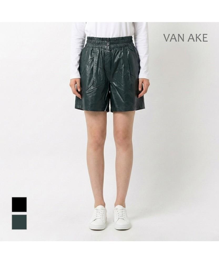 VANAKE Shirred Elastic Leather Shorts_Vb29Slmd01Z