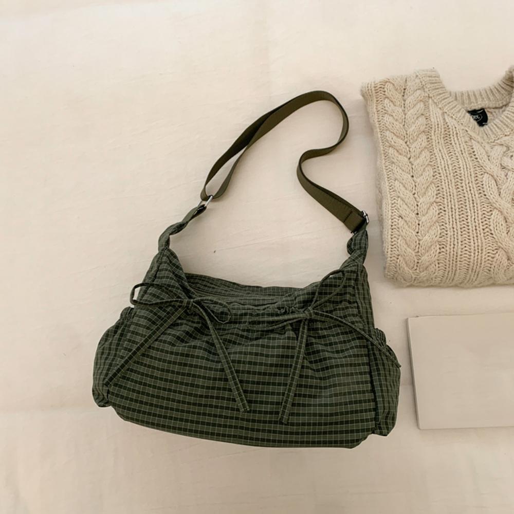 Korean-Style Retro Grid Single Shoulder Bag, Large Capacity, Versatile for School, Work, and Commuting, Unisex Design