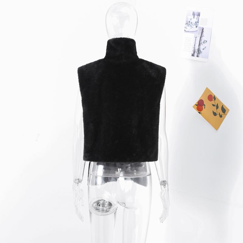 Dolcevita Pelliccia Pelliccia Senzamaniche Gilet Moda Donna Caldo Ispessito Gilet 2025 Signora Lussi Nuovo Primavera Street Party Capispalla