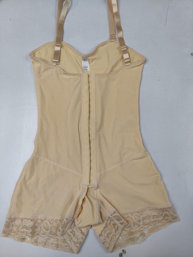 Bezszwowe body modelujące po porodzie z szelkami