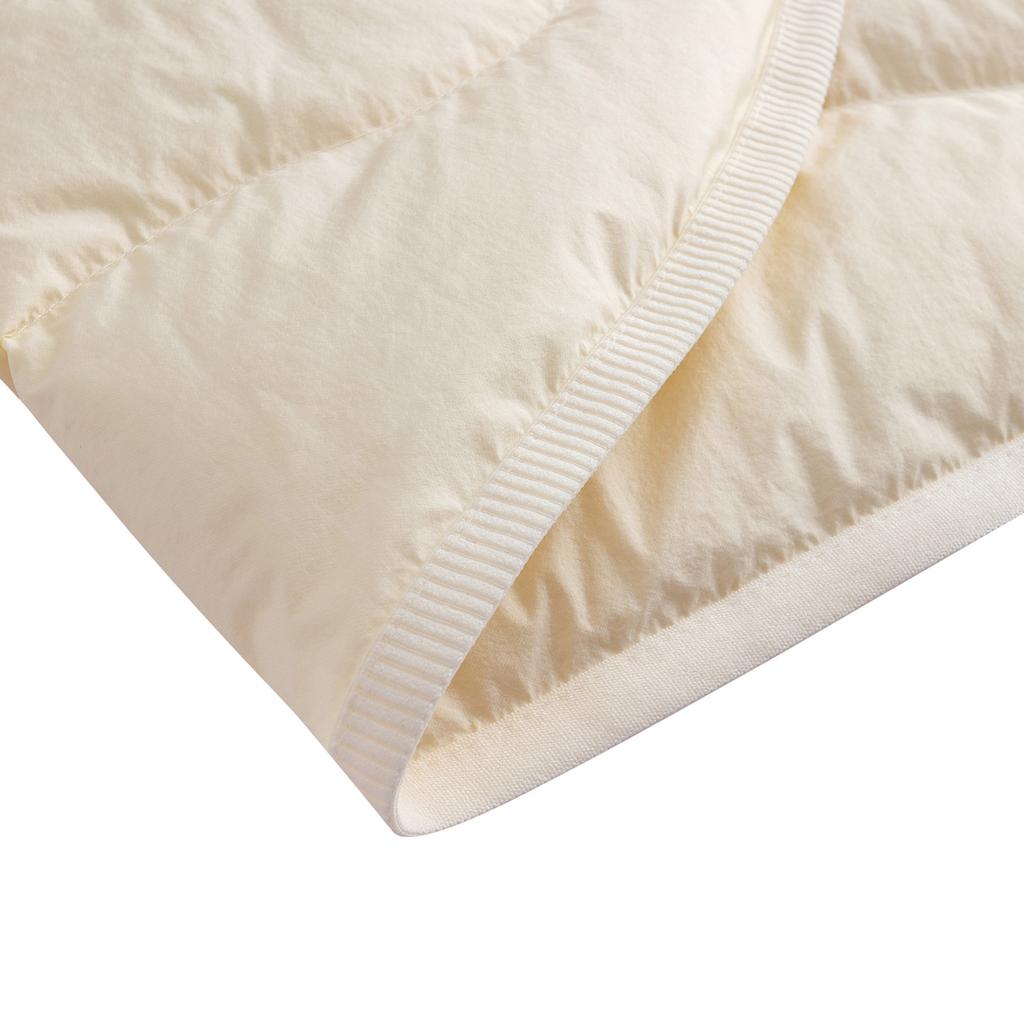 Anta Outdoors Down Jacket Women Outerwear 962546903-1