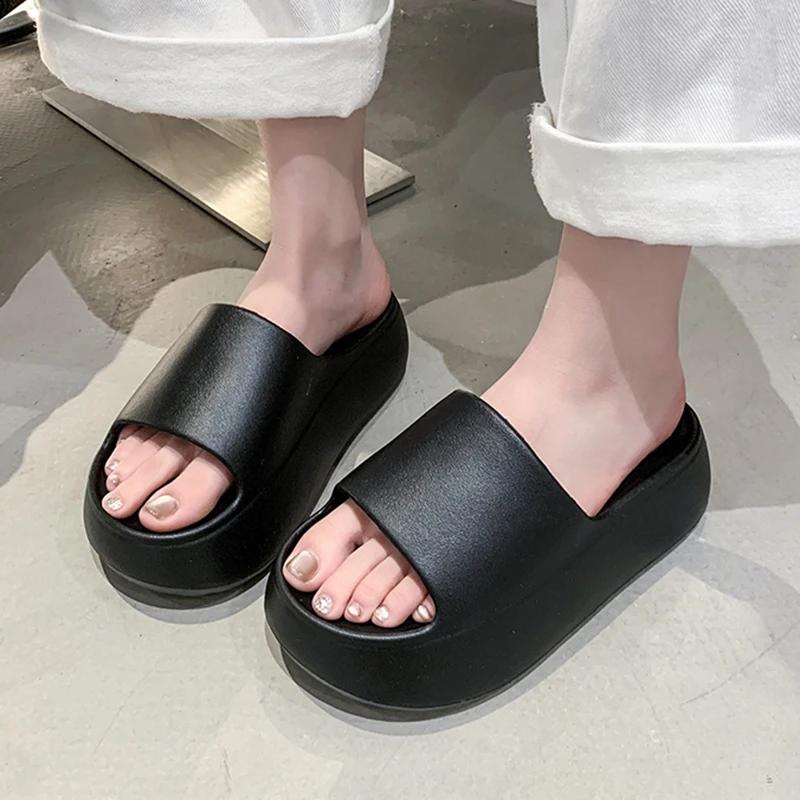 Fashion Women's Shoes Platform Slippers for Women Summer Comfort Soft Sole Beach Shoes Slides Woman Thick Bottom Non-Slip Sandals Ladies