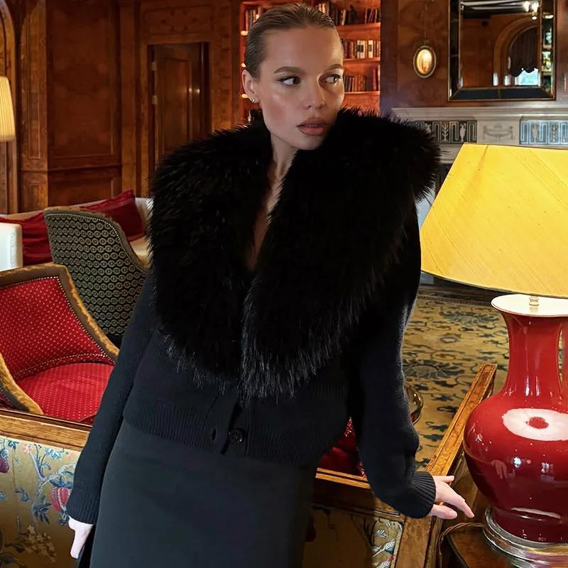 Dámský Černý Svetr s Kožešinovým Límcem Módní Elegantní Pletené Kabáty s Dlouhým Rukávem Štíhlé Svetry Vintage Streetwear Svetr Cardigan