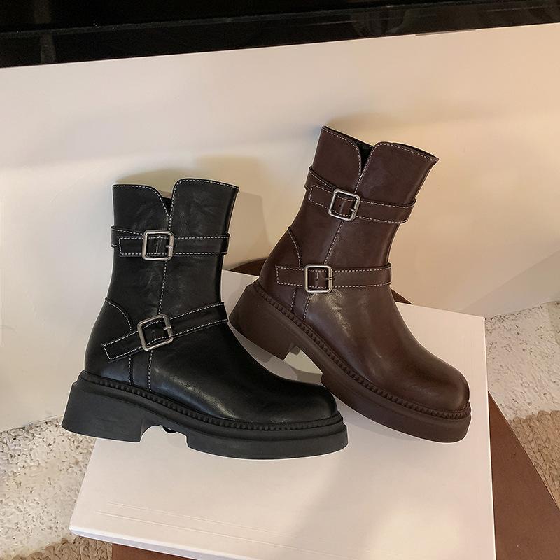 Neuer Fleck Maillardbraun Britischer Stil Kurze Stiefel Damen 2025 neu Herbst und Winter Dicksohlig Vielseitig und Dünn Gürtelschnalle