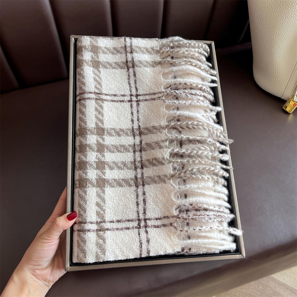 New Winter Shawl Scarves Wrap  Design Cashmere Scarf Women Warm Fashion Pashmina Femal Poncho Neckerchief Echarpe Bandana
