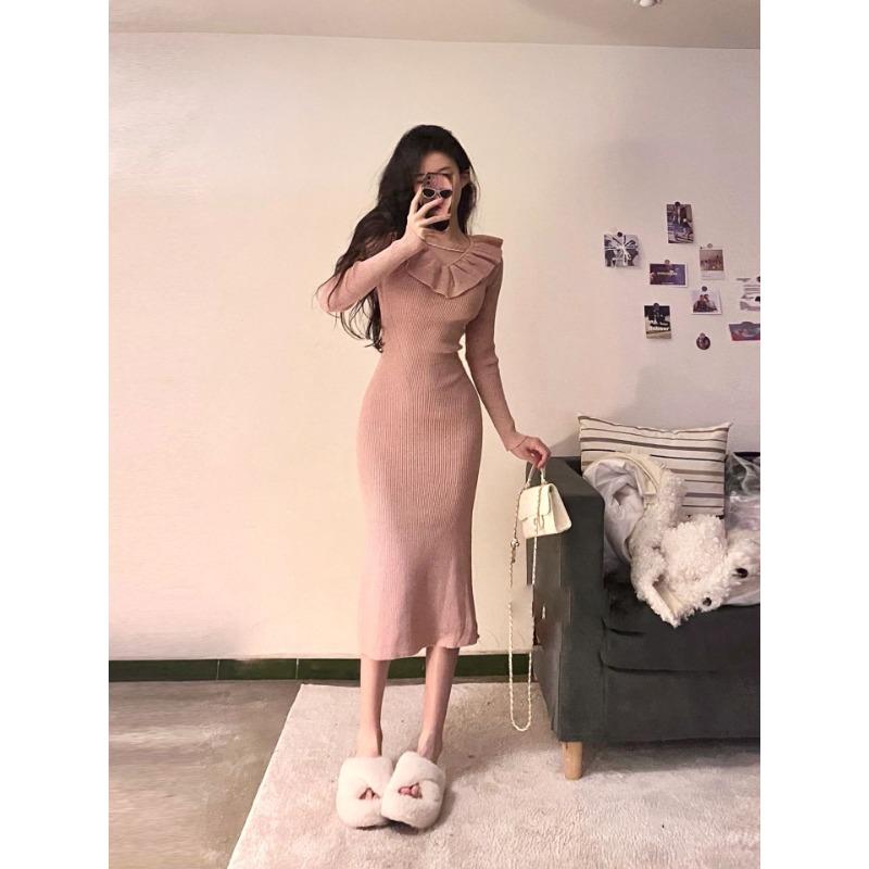 Gentle wind pink V-neck ruffle edge knitted dress autumn and winter slim base with coat and long dress inside