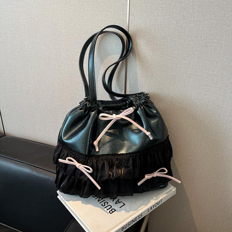 

Korean version of niche lazy style lace tote bag women s 2025 summer high-end sense of foreign style casual messenger backpack 33*12.5*30 чёрный
