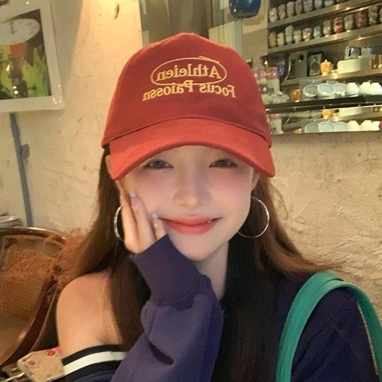 Ins Trendy Brand Retro Red Letter Embroidered Baseball Cap Female Casual Versatile Literary and Artistic Face Small Peaked Cap Male