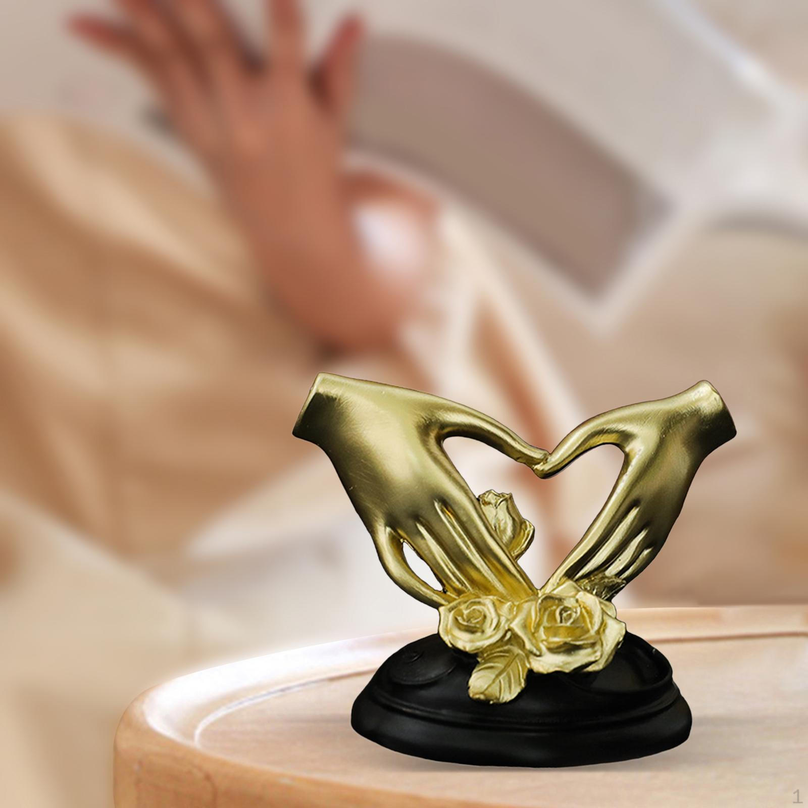 

Creative Hand Gesture Statue Couple Figurine Sculpture for Living Room Decoration Heart 11.5cmx8.5cm