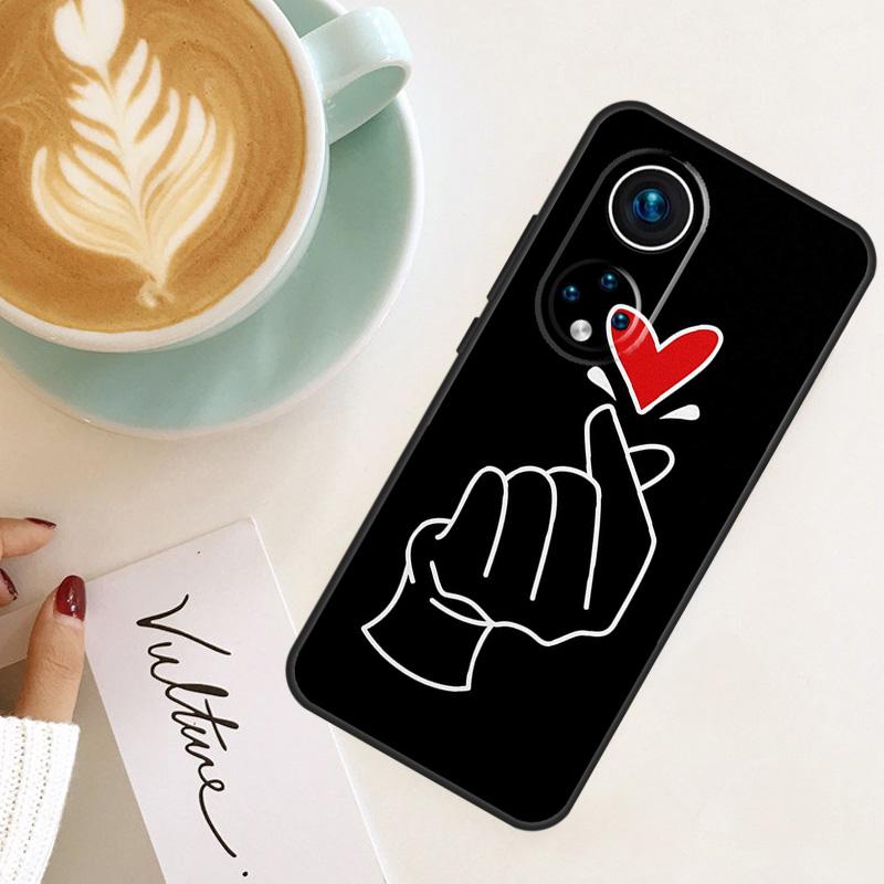 Hand Holding Moon Finger Heart For Honor Magic 8 7 6 Pro Case For Honor 200 400 Lite 90 70 50 X8c X8b X9a X9b X9c X9d Win RT